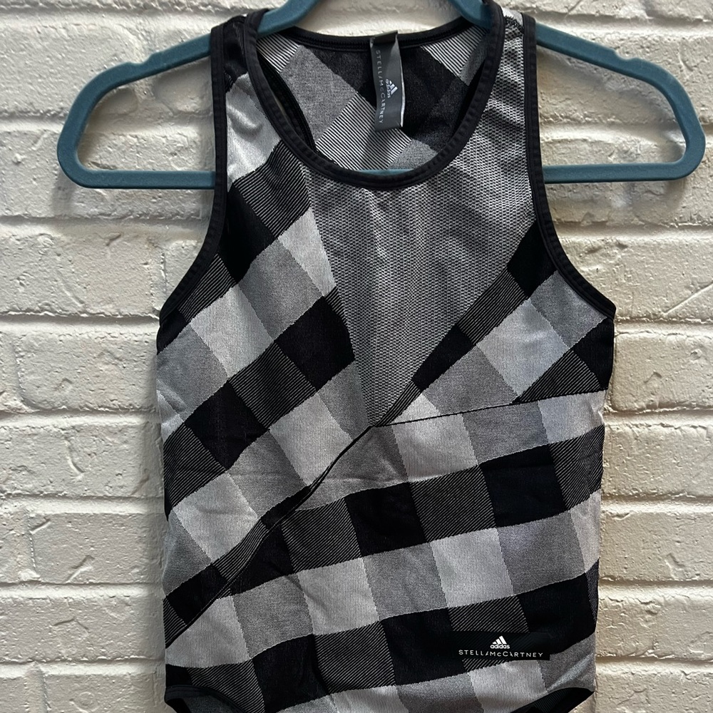 Adidas by Stella McCartney body size M